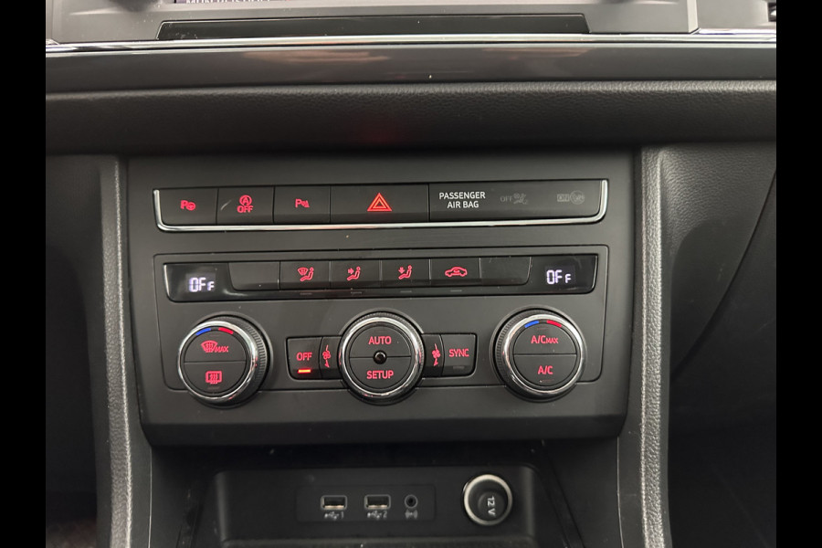 Seat Ateca 1.5 TSI Style Business Intense Aut. *DIGI-COCKPIT | FULL-LED | BLINDSPOT | ADAPTIVE-CRUISE | BEATS-AUDIO | CAMERA | KEYLESS | NAVI-FULLMAP | DYNAMICA-MICROFIBRE | SPORT-SEATS | DAB+ | TOWBAR | SHIFT-PADDLES | CARPLAY | 18"