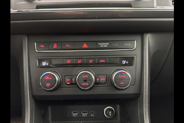 Seat Ateca 1.5 TSI Style Business Intense Aut. *DIGI-COCKPIT | FULL-LED | BLINDSPOT | ADAPTIVE-CRUISE | BEATS-AUDIO | CAMERA | KEYLESS | NAVI-FULLMAP | DYNAMICA-MICROFIBRE | SPORT-SEATS | DAB+ | TOWBAR | SHIFT-PADDLES | CARPLAY | 18"