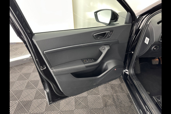 Seat Ateca 1.5 TSI Style Business Intense Aut. *DIGI-COCKPIT | FULL-LED | BLINDSPOT | ADAPTIVE-CRUISE | BEATS-AUDIO | CAMERA | KEYLESS | NAVI-FULLMAP | DYNAMICA-MICROFIBRE | SPORT-SEATS | DAB+ | TOWBAR | SHIFT-PADDLES | CARPLAY | 18"