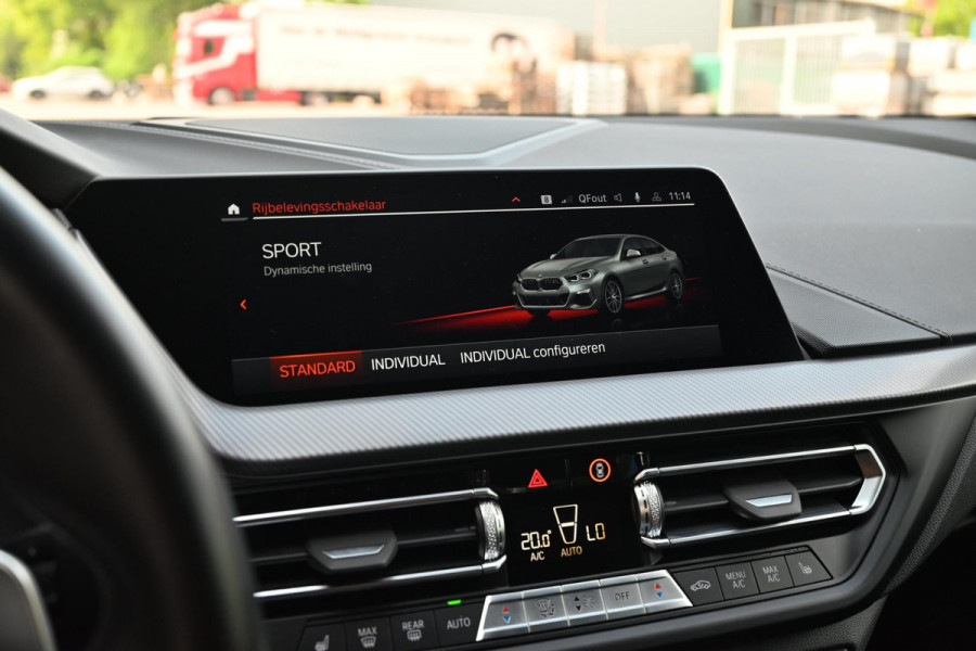 BMW 2 Serie Gran Coupé M235i xDrive Executive 306 PK 1e Eig Dealer o.h Camera Leder LED 18''