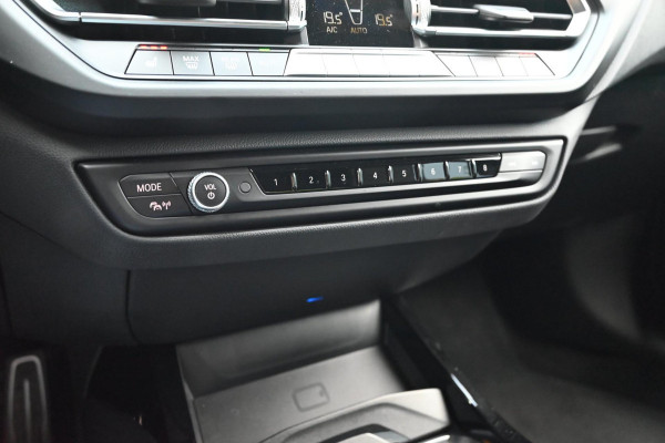 BMW 2 Serie Gran Coupé M235i xDrive Executive 306 PK 1e Eig Dealer o.h Camera Leder LED 18''