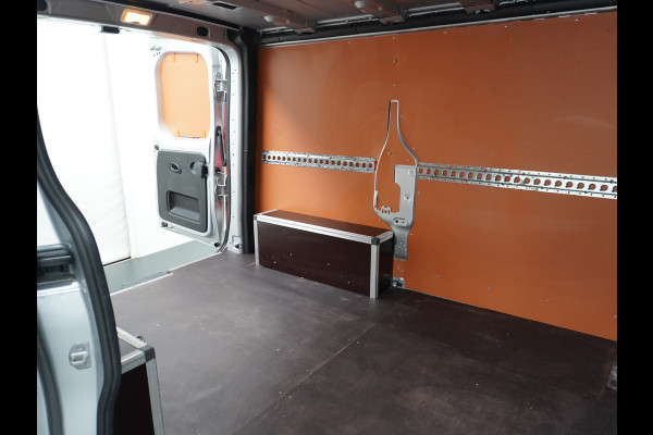 Renault Trafic 1.6dCi L1H1 T27 3-Persoons Elektrische Ramen en Spiegels Bluetooth Radio/Usb Betonplex vloer Schuifdeur Wandbetimmering Générique 1e Eigenaar Euro 6