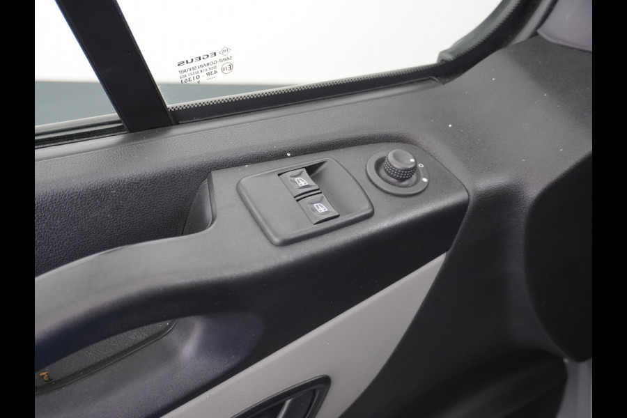 Renault Trafic 1.6dCi L1H1 T27 3-Persoons Elektrische Ramen en Spiegels Bluetooth Radio/Usb Betonplex vloer Schuifdeur Wandbetimmering Générique 1e Eigenaar Euro 6