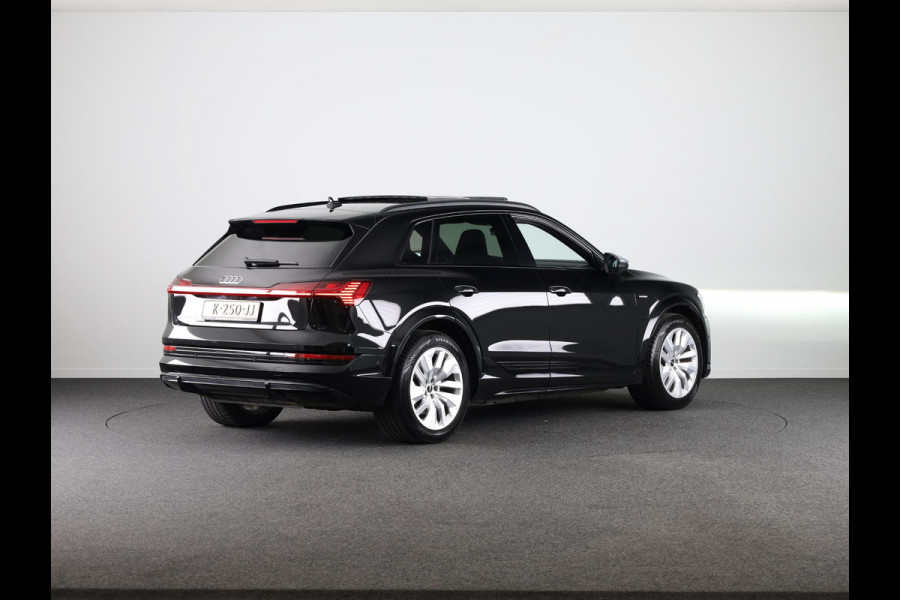 Audi e-tron S quattro 95 kWh 503pk | Panoramadak | Lederen bekleding "Valcona" | B&O Soundsystem | Elektrisch vertelbare voorstoelen met memory
