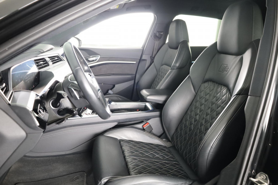 Audi e-tron S quattro 95 kWh 503pk | Panoramadak | Lederen bekleding "Valcona" | B&O Soundsystem | Elektrisch vertelbare voorstoelen met memory