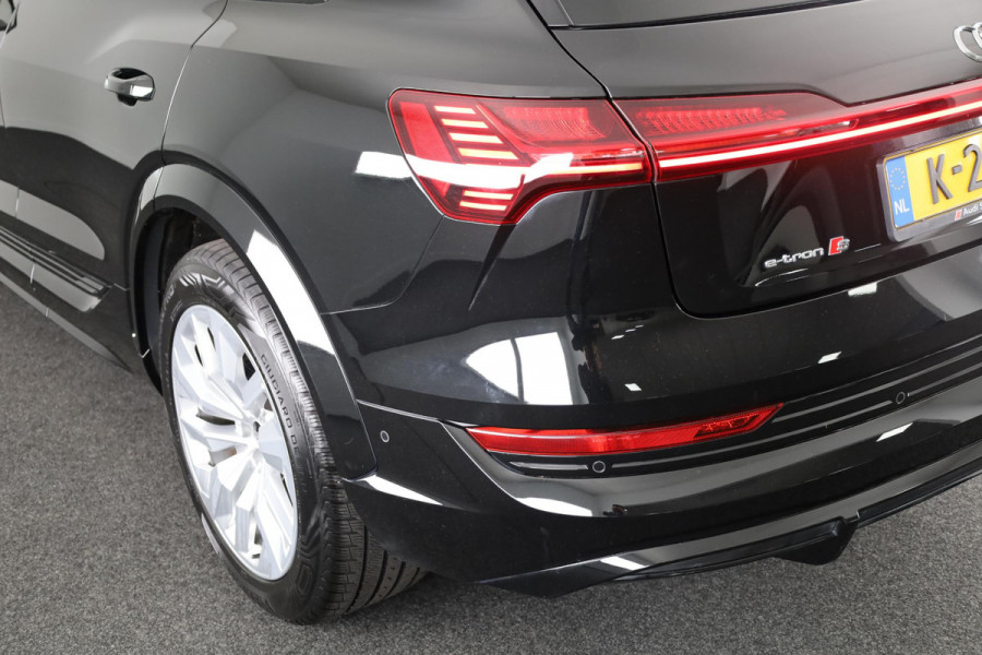 Audi e-tron S quattro 95 kWh 503pk | Panoramadak | Lederen bekleding "Valcona" | B&O Soundsystem | Elektrisch vertelbare voorstoelen met memory