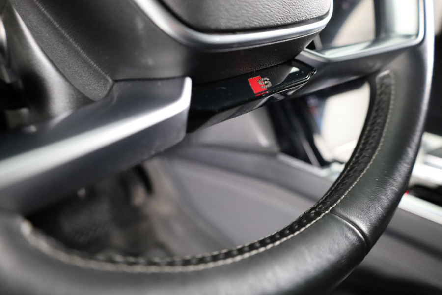 Audi e-tron S quattro 95 kWh 503pk | Panoramadak | Lederen bekleding "Valcona" | B&O Soundsystem | Elektrisch vertelbare voorstoelen met memory