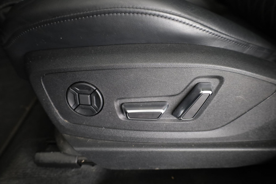 Audi e-tron S quattro 95 kWh 503pk | Panoramadak | Lederen bekleding "Valcona" | B&O Soundsystem | Elektrisch vertelbare voorstoelen met memory