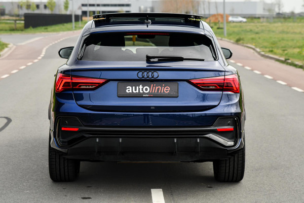 Audi Q3 Sportback 45 TFSI e 3x S-Line. Pano, ACC, Keyless, Sfeer, Dodeh, Camera, Matrix, 20'', Trekhaak, CarPlay!