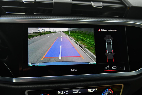 Audi Q3 Sportback 45 TFSI e 3x S-Line. Pano, ACC, Keyless, Sfeer, Dodeh, Camera, Matrix, 20'', Trekhaak, CarPlay!