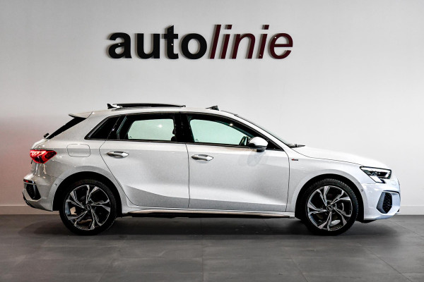 Audi A3 Sportback 40 TFSI e S-Line. Pano, Keyless, Camera, Matrix, Dodeh, CarPlay!