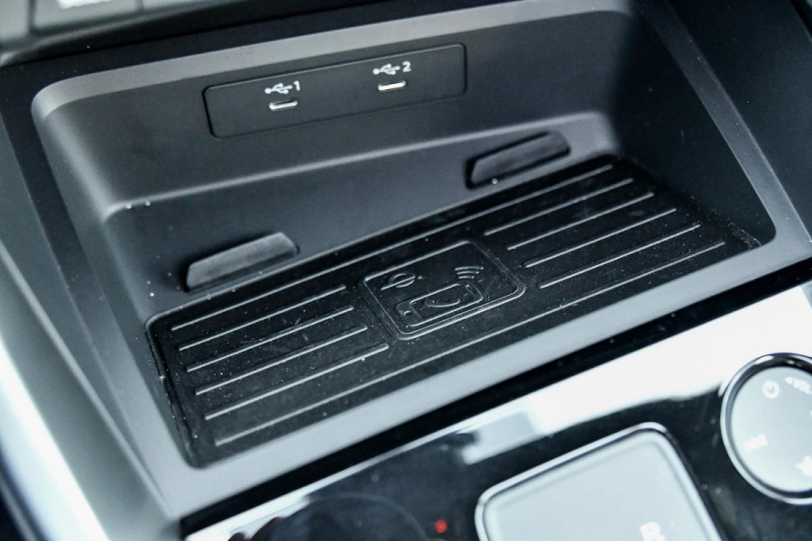 Audi A3 Sportback 40 TFSI e S-Line. Pano, Keyless, Camera, Matrix, Dodeh, CarPlay!