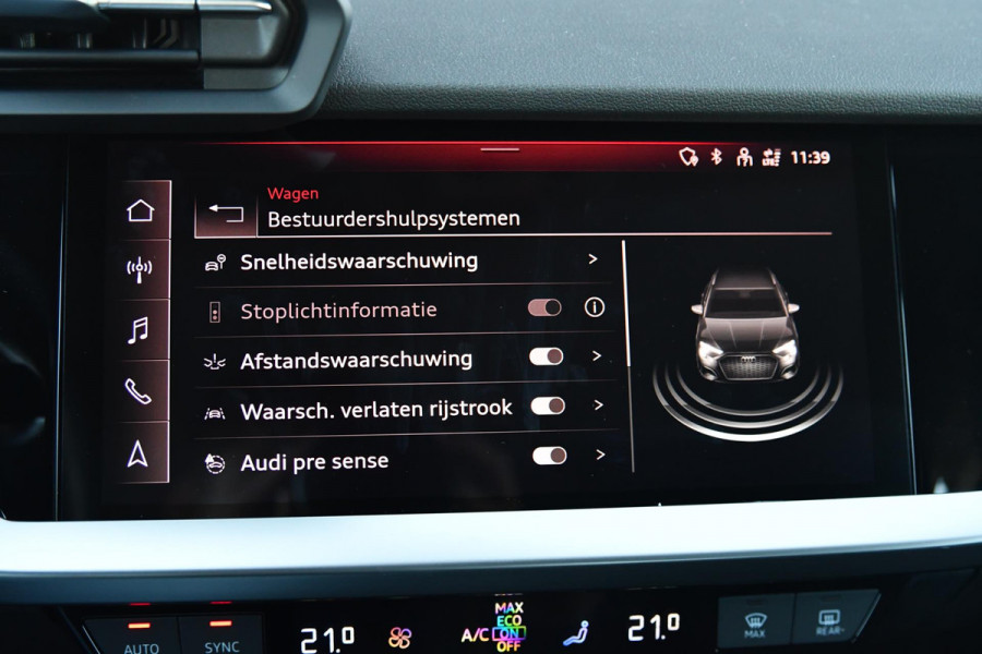 Audi A3 Sportback 40 TFSI e S-Line. Pano, Keyless, Camera, Matrix, Dodeh, CarPlay!