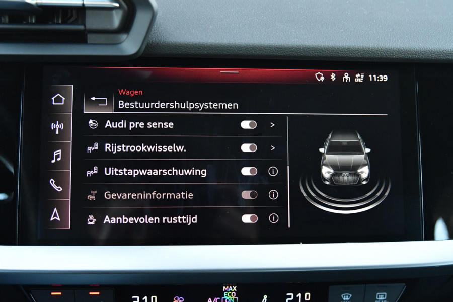 Audi A3 Sportback 40 TFSI e S-Line. Pano, Keyless, Camera, Matrix, Dodeh, CarPlay!