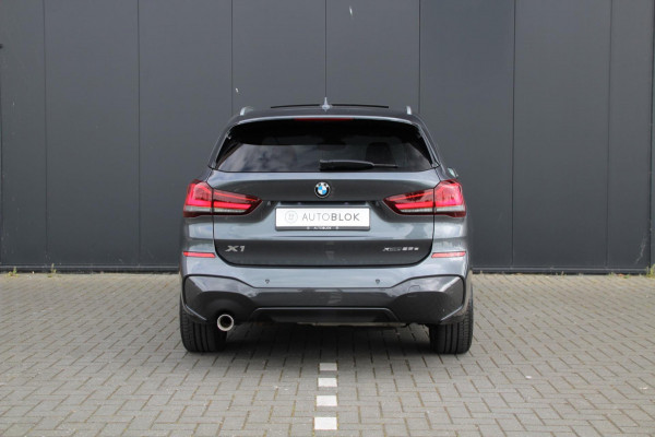 BMW X1 XDrive25e M-sport | Pano | Trekhaak | Navi
