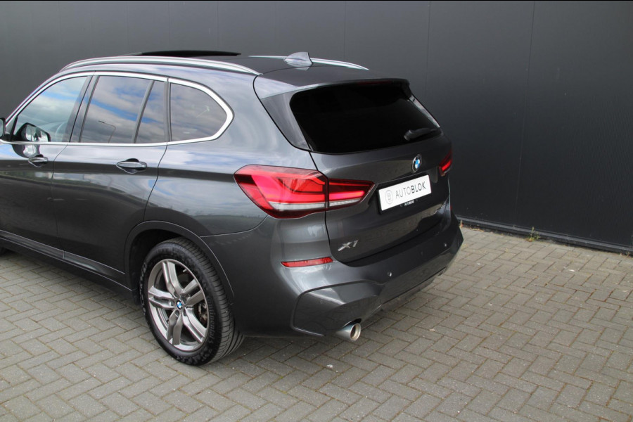 BMW X1 XDrive25e M-sport | Pano | Trekhaak | Navi