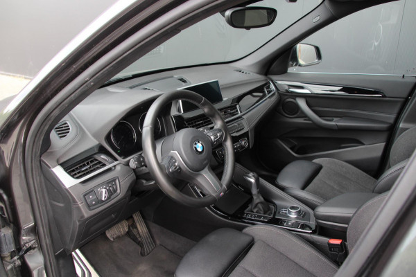 BMW X1 XDrive25e M-sport | Pano | Trekhaak | Navi