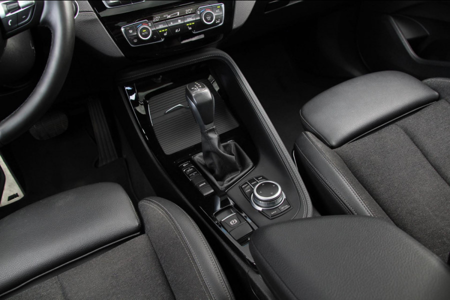 BMW X1 XDrive25e M-sport | Pano | Trekhaak | Navi