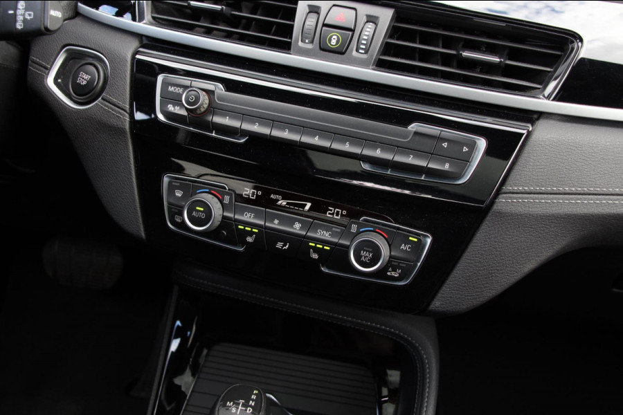 BMW X1 XDrive25e M-sport | Pano | Trekhaak | Navi