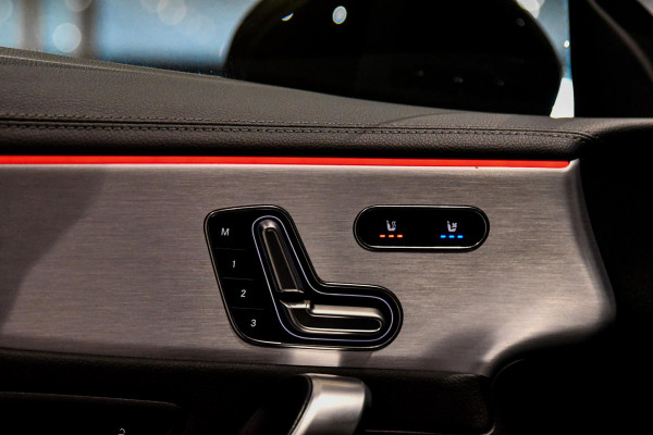 Mercedes-Benz CLA-Klasse AMG 45 S 4MATIC+. Schaal, Perf stuur, Pano, Koeling, Distro+, 360, Burm, Keyless, Btw, Dodeh, Multib!