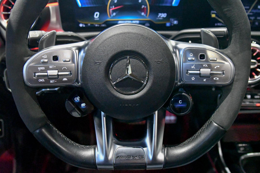 Mercedes-Benz CLA-Klasse AMG 45 S 4MATIC+. Schaal, Perf stuur, Pano, Koeling, Distro+, 360, Burm, Keyless, Btw, Dodeh, Multib!