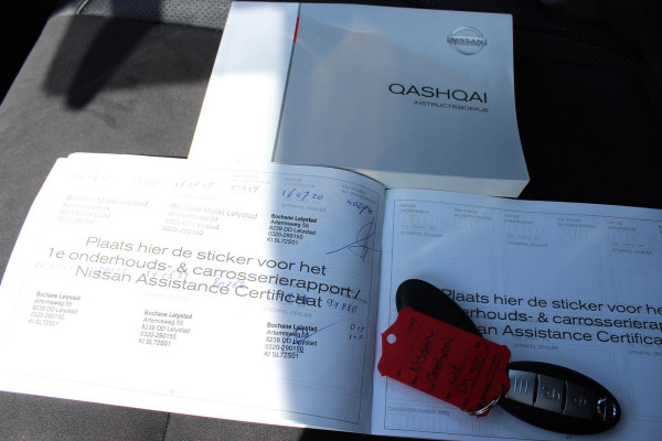 Nissan QASHQAI 1.6 N-Vision 1e eig PANO CAMERA´´S MEDIA NAVI CLIMA ALCANTARA -LEDER TREKHAAK