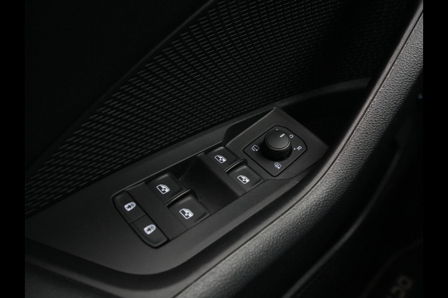 Škoda Octavia Combi 1.4 TSI 204pk iV PHEV Style First Edition Navigatie Camera Matrix Led Stoelverwarming