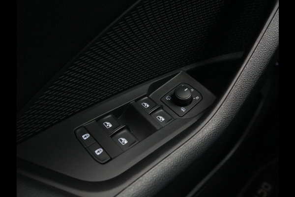 Škoda Octavia Combi 1.4 TSI 204pk iV PHEV Style First Edition Navigatie Camera Matrix Led Stoelverwarming