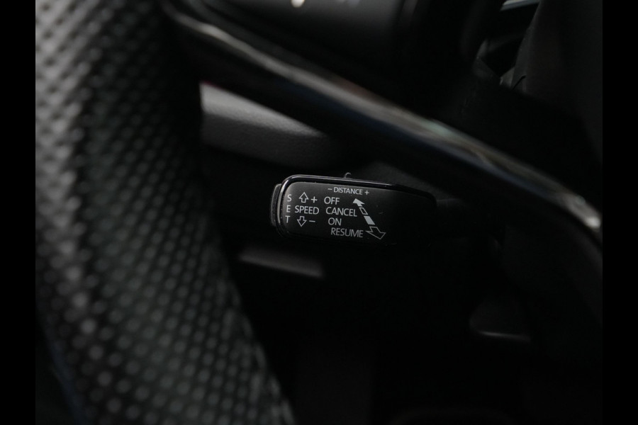 Škoda Octavia Combi 1.4 TSI 204pk iV PHEV Style First Edition Navigatie Camera Matrix Led Stoelverwarming