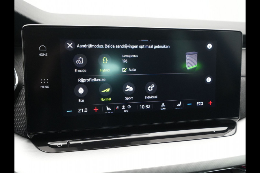 Škoda Octavia Combi 1.4 TSI 204pk iV PHEV Style First Edition Navigatie Camera Matrix Led Stoelverwarming