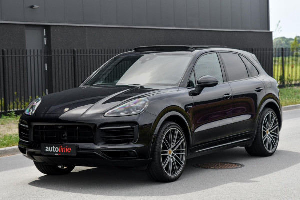 Porsche Cayenne 3.0 E-Hybrid. Sport Design, Chrono, Pano, Luchtv, 18 Weg, ACC, 360, Keyless, Bose, Trekh, CarPlay!