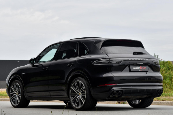 Porsche Cayenne 3.0 E-Hybrid. Sport Design, Chrono, Pano, Luchtv, 18 Weg, ACC, 360, Keyless, Bose, Trekh, CarPlay!
