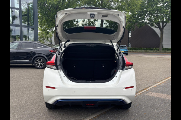 Nissan Leaf Tekna 40 kWh BOSE AUDI | STOELVERWARMING VOOR + ACHTER | RIJKLAAR INCL. 12 MND. BOVAGGARANTIE