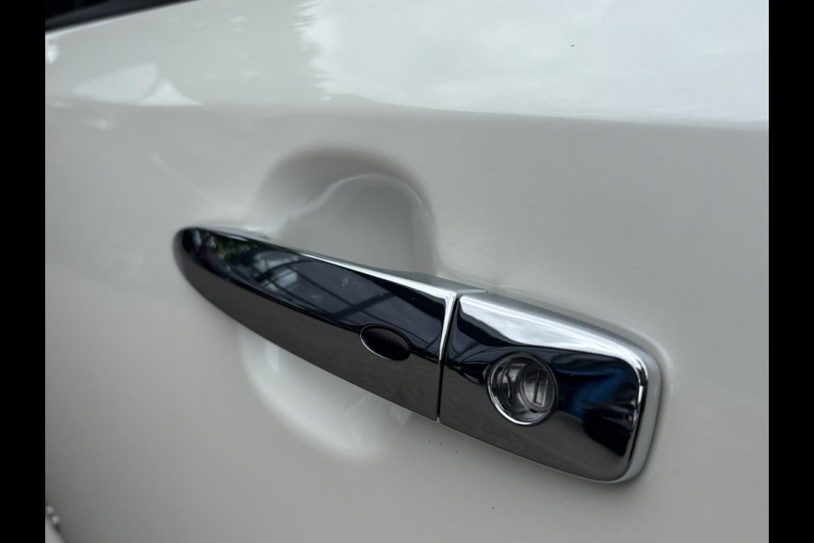Nissan Leaf Tekna 40 kWh BOSE AUDI | STOELVERWARMING VOOR + ACHTER | RIJKLAAR INCL. 12 MND. BOVAGGARANTIE