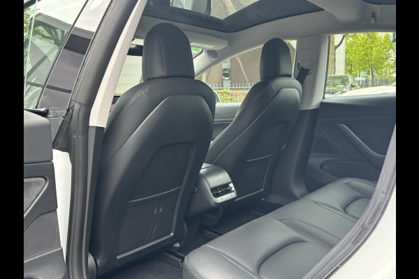 Tesla Model 3 Standard RWD Plus 60 kWh AUTOPILOT | LEDER | RIJKLAAR INCL. 12 MND. BOVAGGARANTIE
