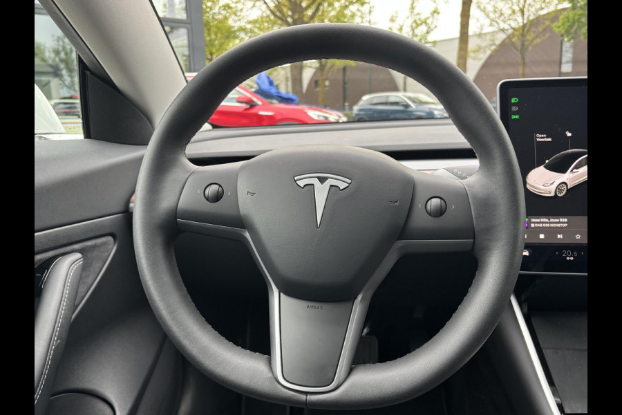 Tesla Model 3 Standard RWD Plus 60 kWh AUTOPILOT | LEDER | RIJKLAAR INCL. 12 MND. BOVAGGARANTIE