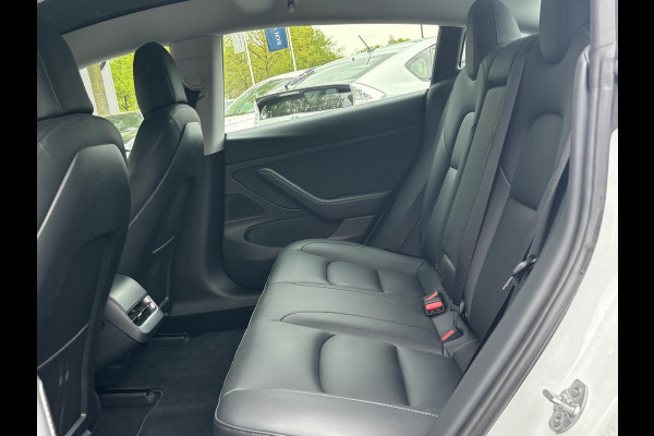 Tesla Model 3 Standard RWD Plus 60 kWh AUTOPILOT | LEDER | RIJKLAAR INCL. 12 MND. BOVAGGARANTIE