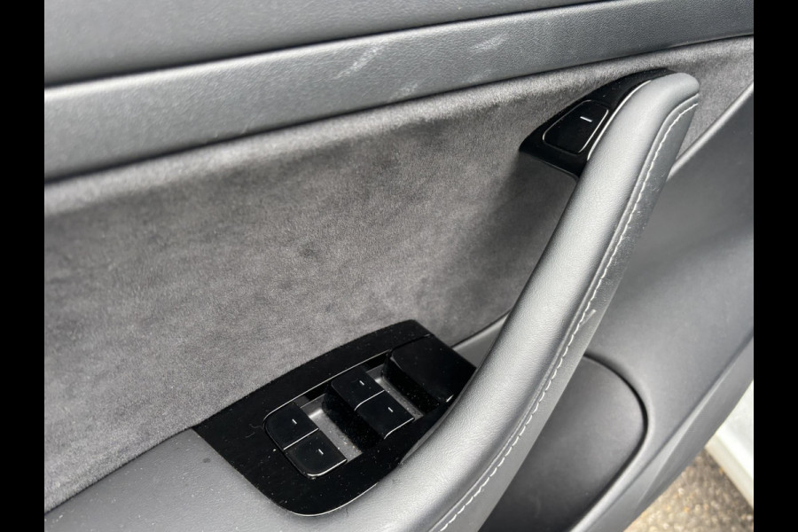Tesla Model 3 Standard RWD Plus 60 kWh AUTOPILOT | LEDER | RIJKLAAR INCL. 12 MND. BOVAGGARANTIE
