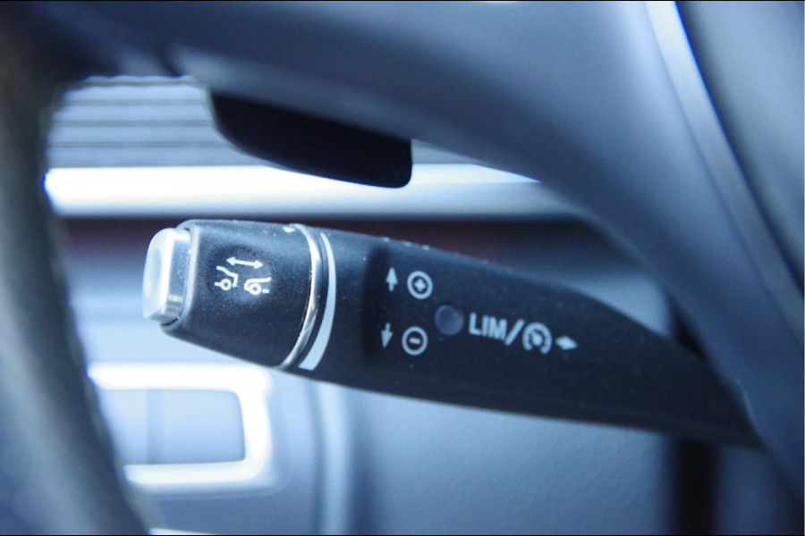 Mercedes-Benz V-Klasse 300d DC-5P AUT LED, LEDER, 2X SCHUIFDEUR, 360 CAMERA, ACC, STOELVERW.+KOELING, NAVI, TREKHAAK, ELEKTR. SCHUIFDEUREN+KLEP