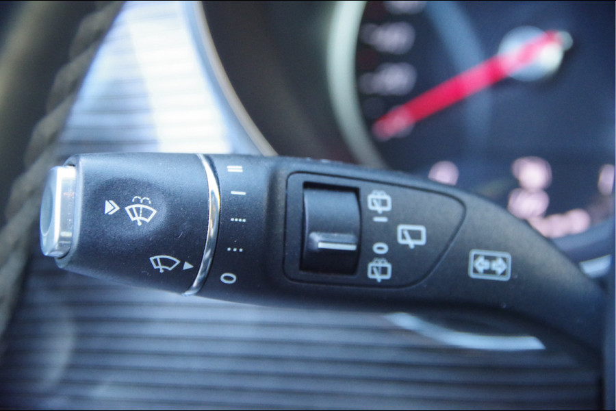 Mercedes-Benz V-Klasse 300d DC-5P AUT LED, LEDER, 2X SCHUIFDEUR, 360 CAMERA, ACC, STOELVERW.+KOELING, NAVI, TREKHAAK, ELEKTR. SCHUIFDEUREN+KLEP