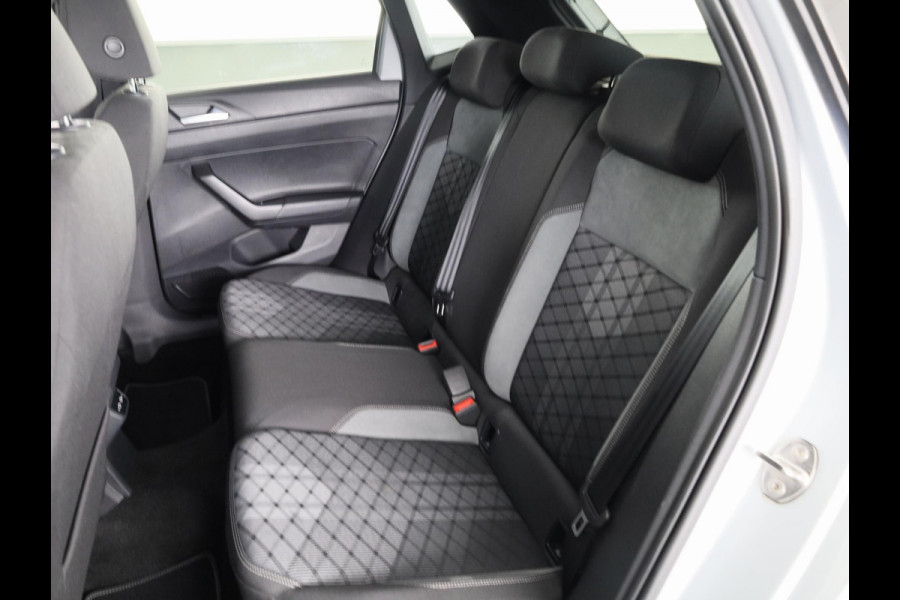 Volkswagen Polo 1.0 TSI R-Line Business | Camera | Clima | Stoelverwarming | Navigatie |