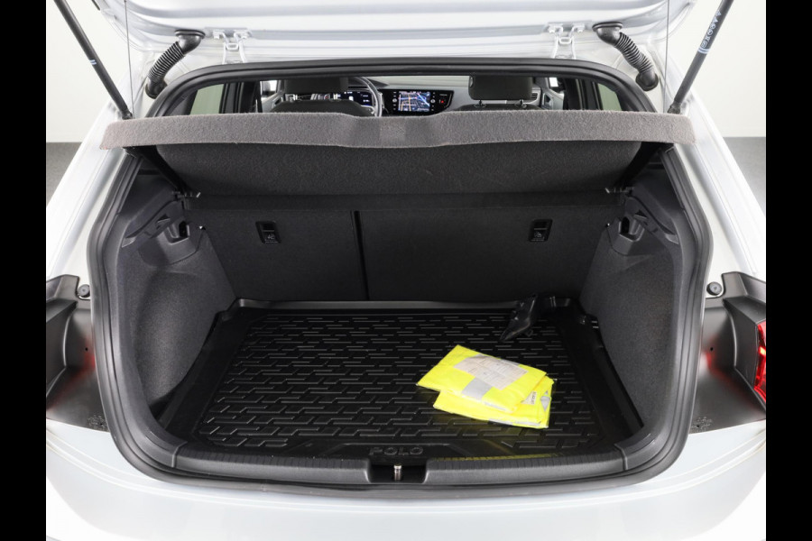 Volkswagen Polo 1.0 TSI R-Line Business | Camera | Clima | Stoelverwarming | Navigatie |