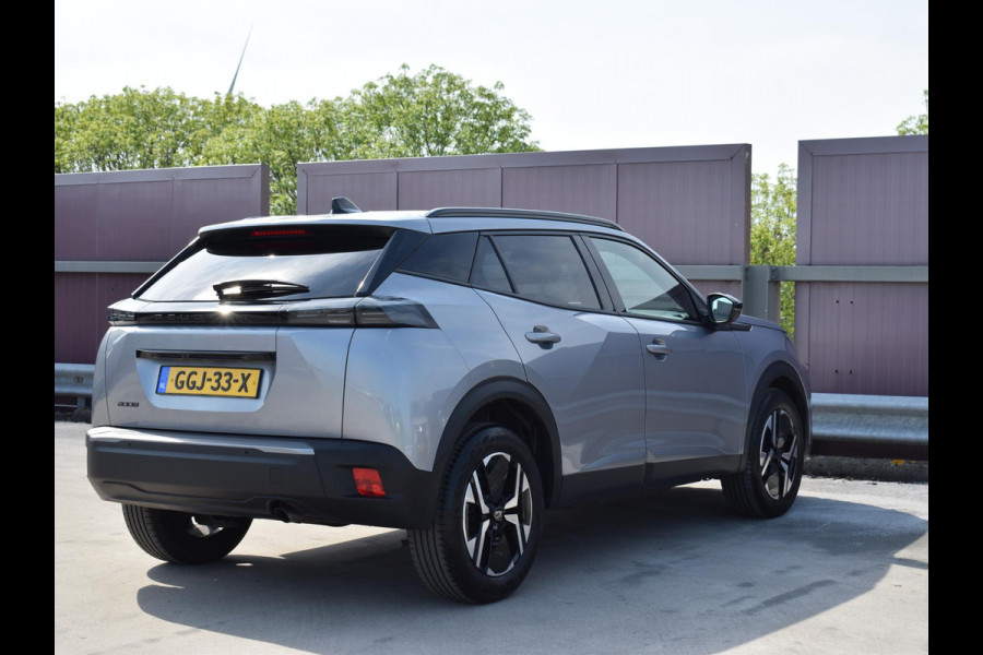 Peugeot 2008 1.2 PureTech 100 Allure ACHTERUITRIJCAMERA MET SENSOREN | NAVIGATIE & CARPLAY | E.C.C. |