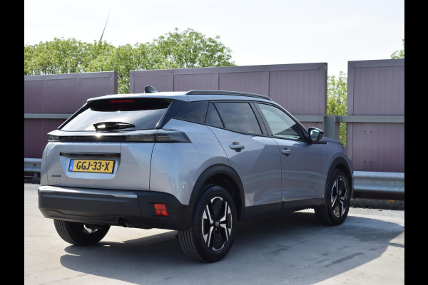 Peugeot 2008 1.2 PureTech 100 Allure ACHTERUITRIJCAMERA MET SENSOREN | NAVIGATIE & CARPLAY | E.C.C. |