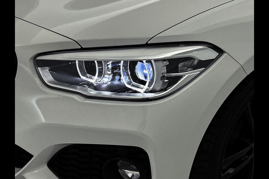 BMW 1-serie 118i Corporate Lease High Executive M-SportAutomaat (M-Pakket, GROOT-NAVIGATIE, STOELVERWARMING, DEALER ONDERHOUDEN)