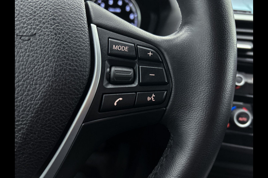 BMW 1-serie 118i Corporate Lease High Executive M-SportAutomaat (M-Pakket, GROOT-NAVIGATIE, STOELVERWARMING, DEALER ONDERHOUDEN)
