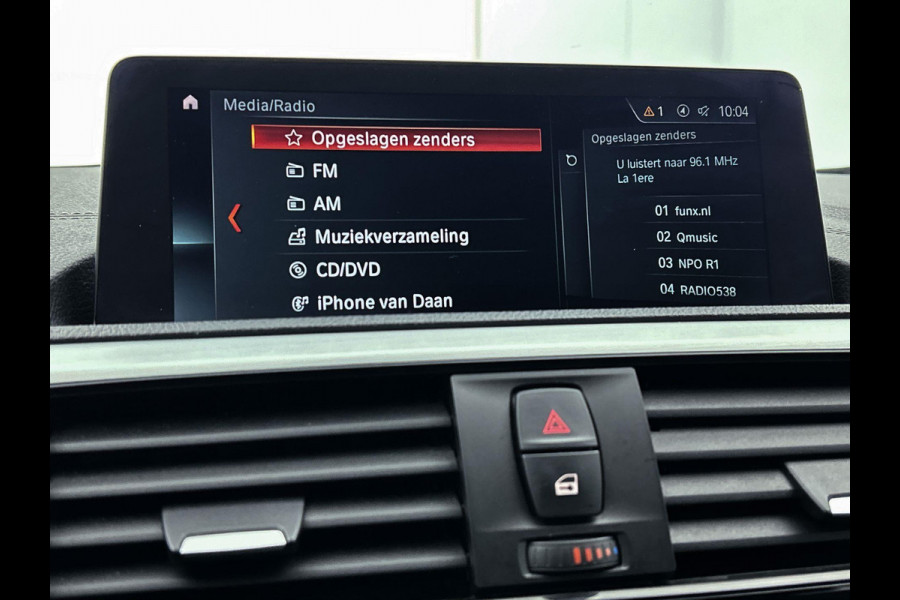 BMW 1-serie 118i Corporate Lease High Executive M-SportAutomaat (M-Pakket, GROOT-NAVIGATIE, STOELVERWARMING, DEALER ONDERHOUDEN)