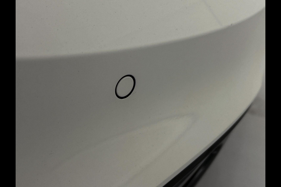 BMW 1-serie 118i Corporate Lease High Executive M-SportAutomaat (M-Pakket, GROOT-NAVIGATIE, STOELVERWARMING, DEALER ONDERHOUDEN)