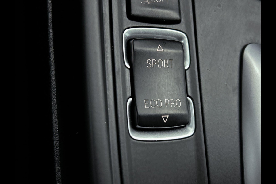 BMW 1-serie 118i Corporate Lease High Executive M-SportAutomaat (M-Pakket, GROOT-NAVIGATIE, STOELVERWARMING, DEALER ONDERHOUDEN)