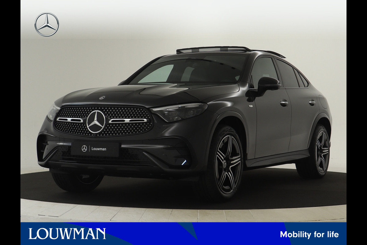 Mercedes-Benz GLC 300e 4MATIC Sport Edition | Trekhaak | Nightpakket | Parkeerpakket met 360°-camera | Premium pakket | EASY PACK achterklep | URBAN GUARD voertuigbescherming plus | Dodehoekassistent | Memorypakket | Mercedes-Benz GLC 300e 4MATIC Sport Edition | Trekhaak | Nightpakket | Parkeerpakket met 360°-camera | Premium pakket | EASY PACK achterklep | URBAN GUARD voertuigbescherming plus | Dodehoekassistent | Memorypakket |